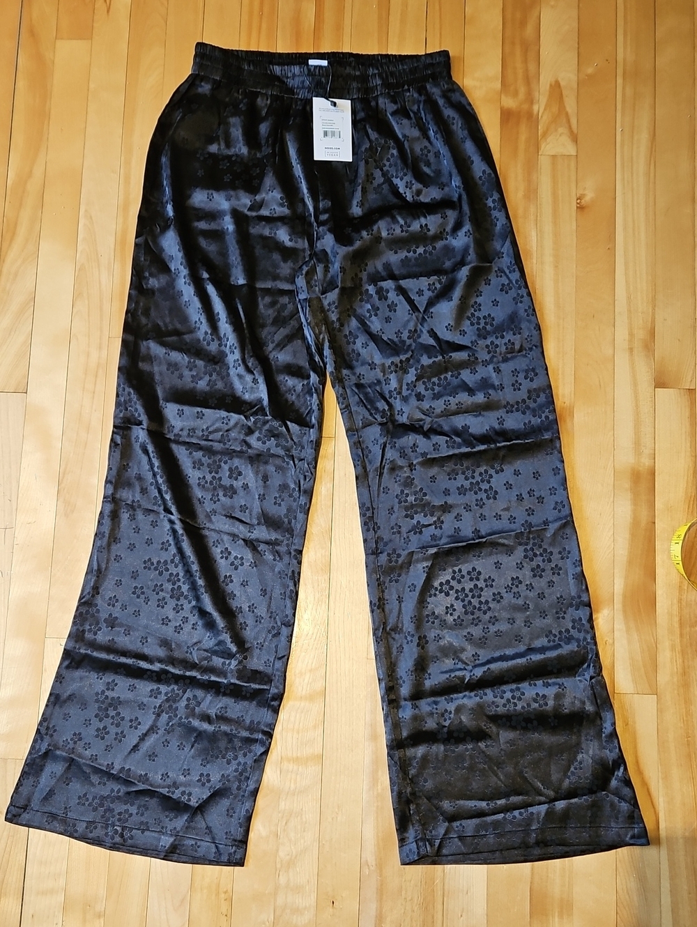 Noize Black Satin Wide-Leg Lounge Pants with Jacquard Floral